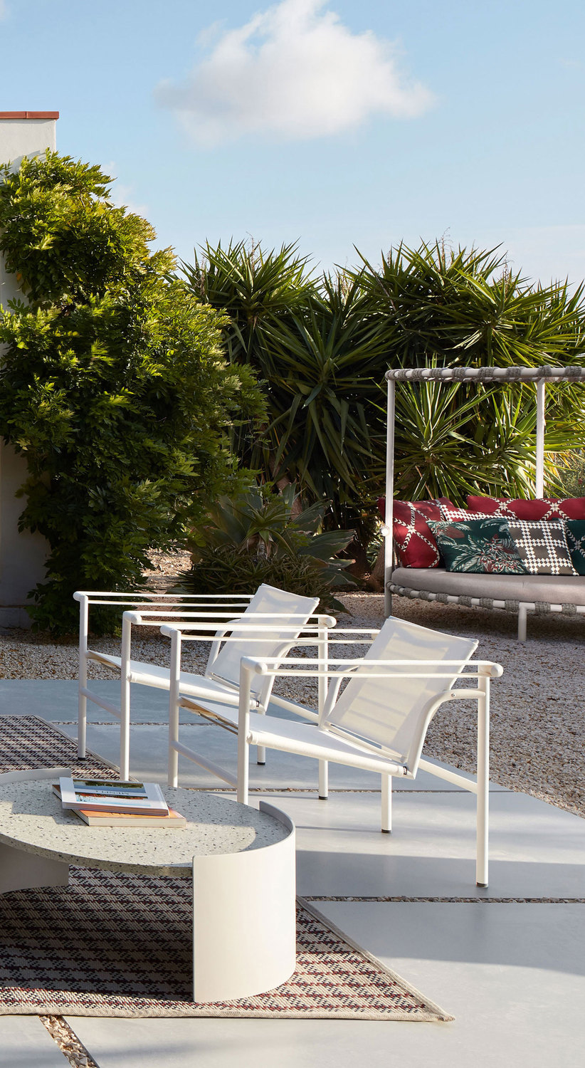 もうすぐ梅雨セール◇Cassina　FontanaArte　ConRuote tavolo_con_ruote_di_gae_aulent